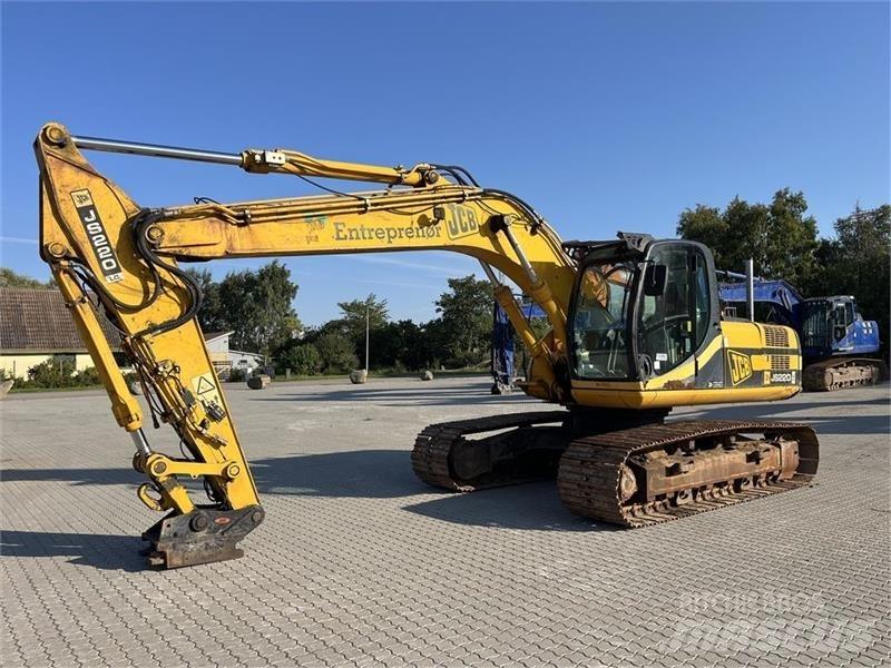 JCB JS220LC Pelle sur chenilles