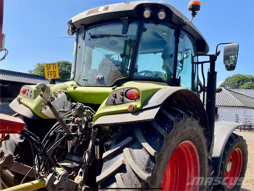 CLAAS ARION 430 Tracteur