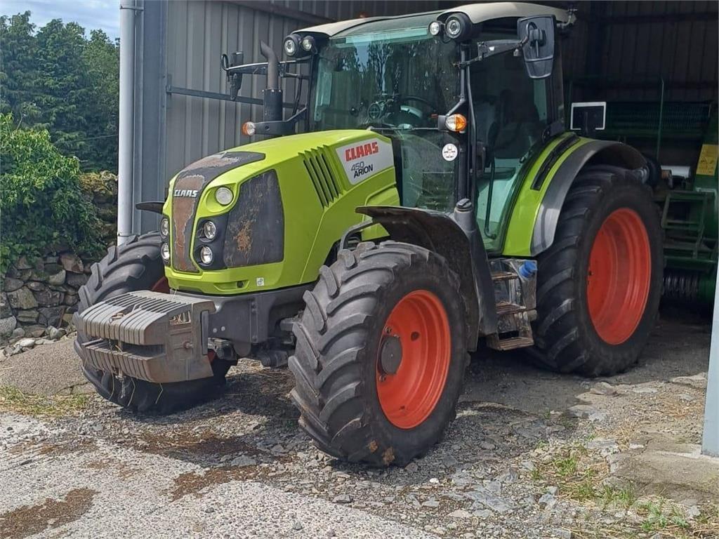 CLAAS ARION 450 Tracteur