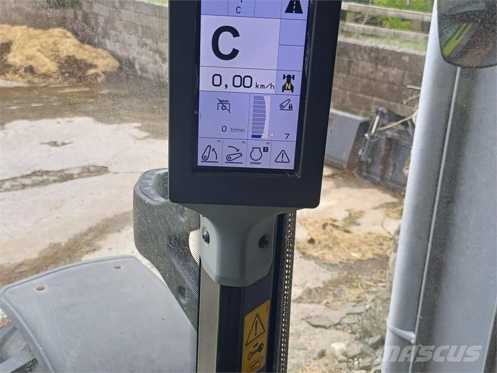 CLAAS ARION 450 Tracteur