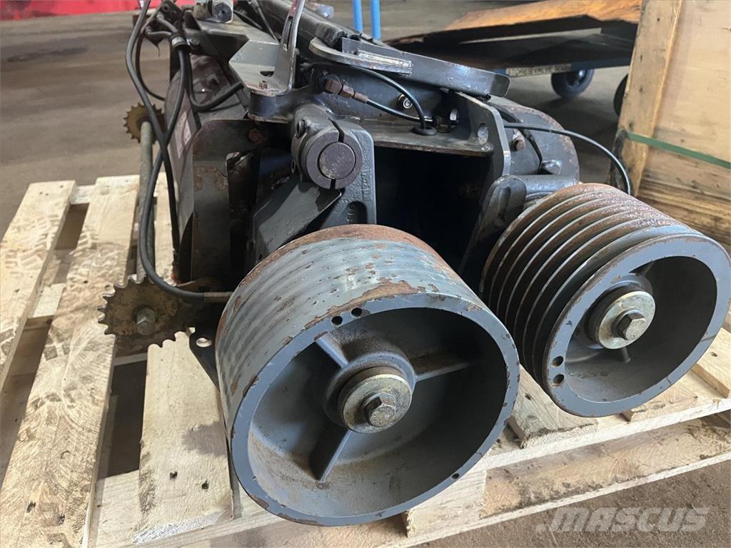 CLAAS CORN CRACKER Agriculture - Autres