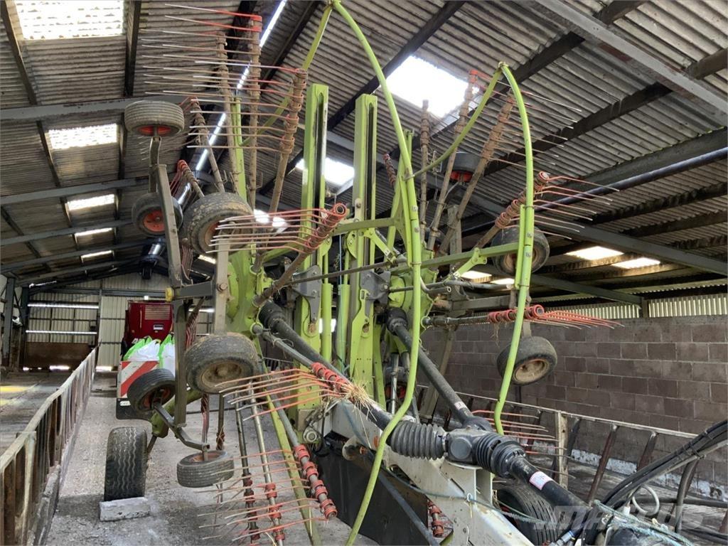 CLAAS LINER 2900 Rateau faneur