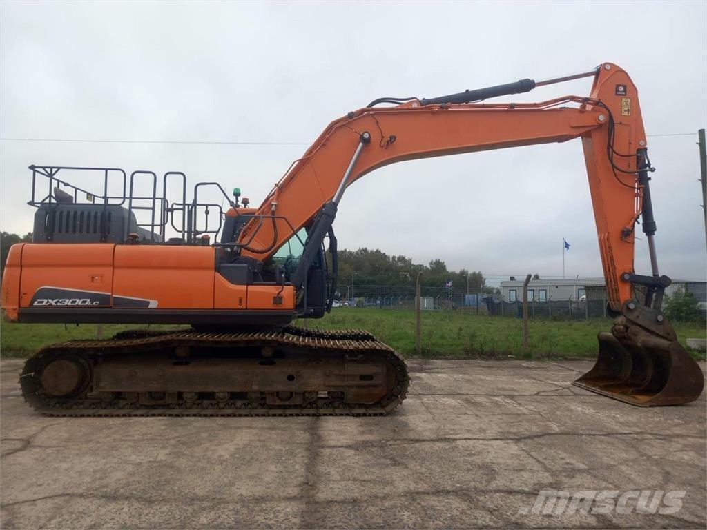 Develon DX300LC-5 Agriculture - Autres