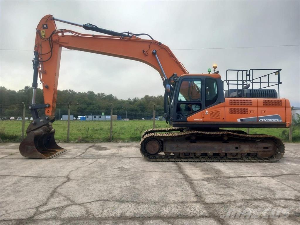 Develon DX300LC-5 Agriculture - Autres