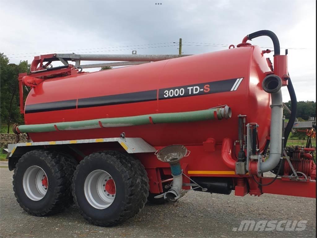 Hi-Spec 3000 TD-S Epandeur de fumier