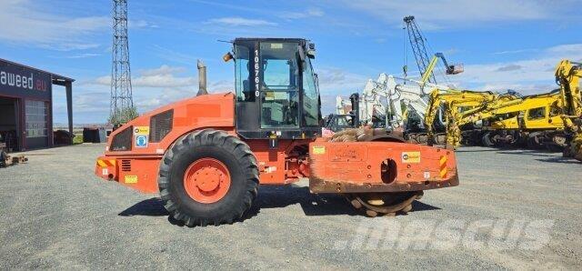 CAT CP 74 Walzenzug / CS Autre camion