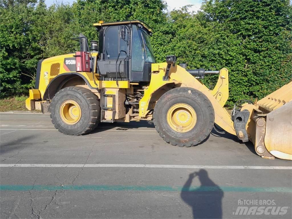 CAT 950M Chargeuse sur pneus