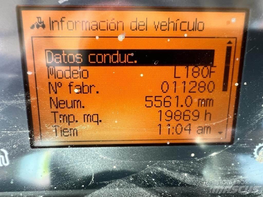Volvo L180F Chargeuse sur pneus