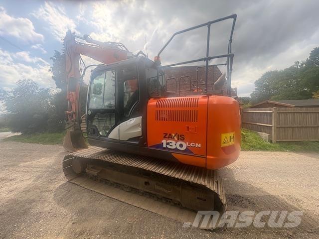 Hitachi ZX130-6 Pelle sur chenilles