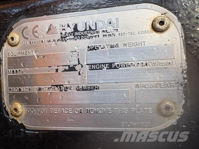 Hyundai R140-9A Pelle sur chenilles