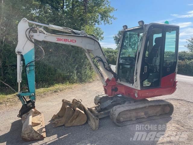 Takeuchi TB230 Mini pelle 7t-12t