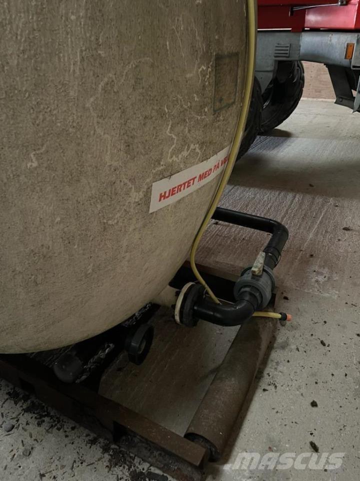  15.000 L vandtank Vis sans fin, trémie et ventilateur