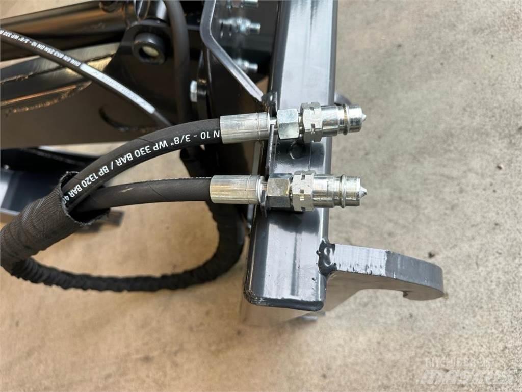 Arkmet GRAVEARM Autres équipements pour tracteur