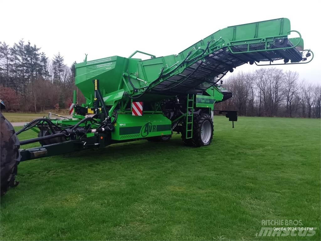 AVR SPIRIT 9200 Moissoneuse de Pomme de Terre