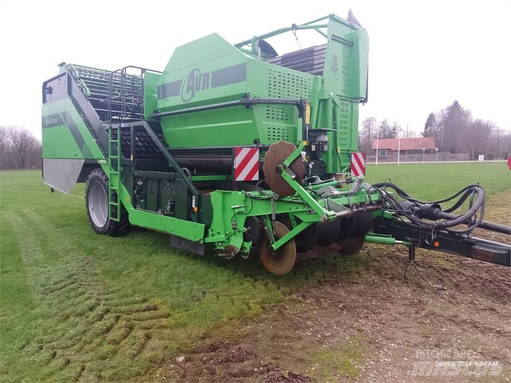 AVR SPIRIT 9200 Moissoneuse de Pomme de Terre