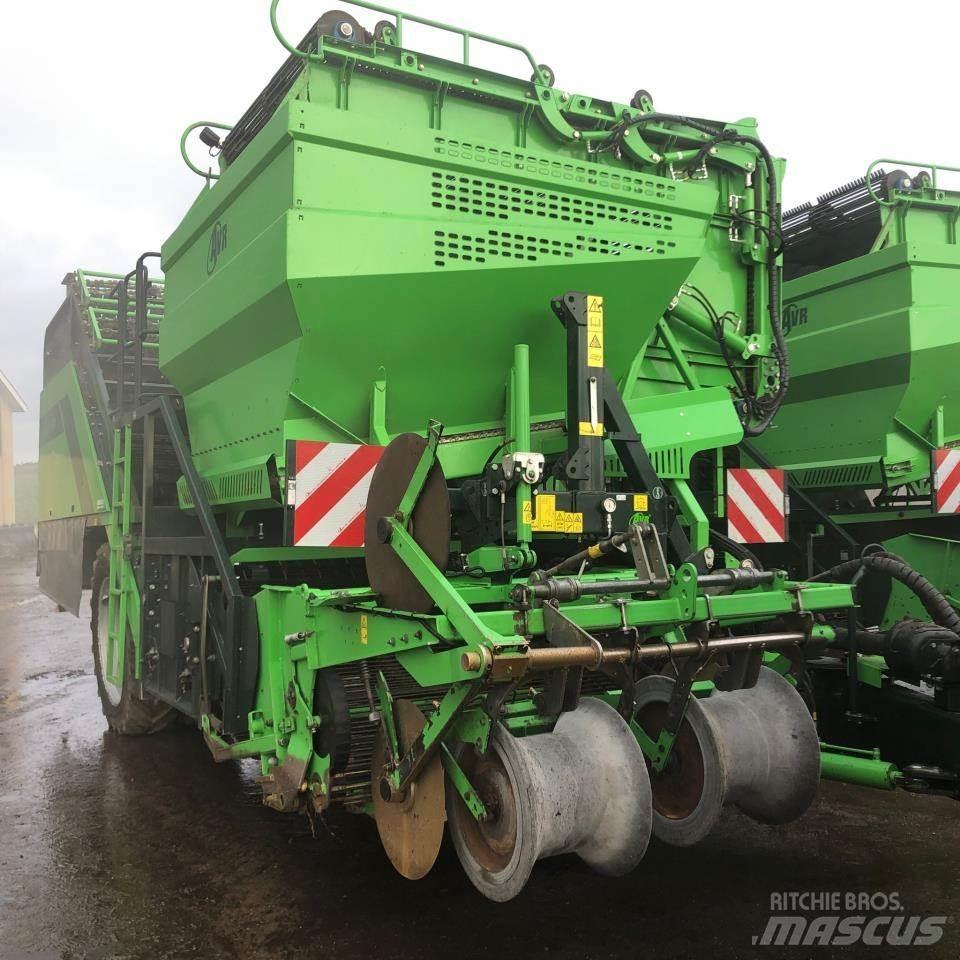 AVR SPIRIT 9200 Moissoneuse de Pomme de Terre