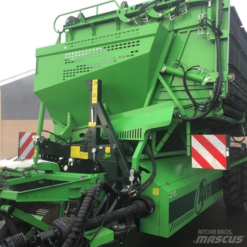 AVR SPIRIT 9200 Moissoneuse de Pomme de Terre