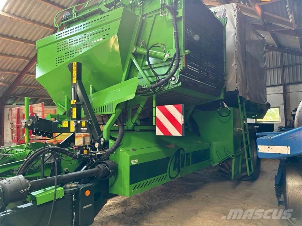 AVR SPIRIT 9200 Moissoneuse de Pomme de Terre