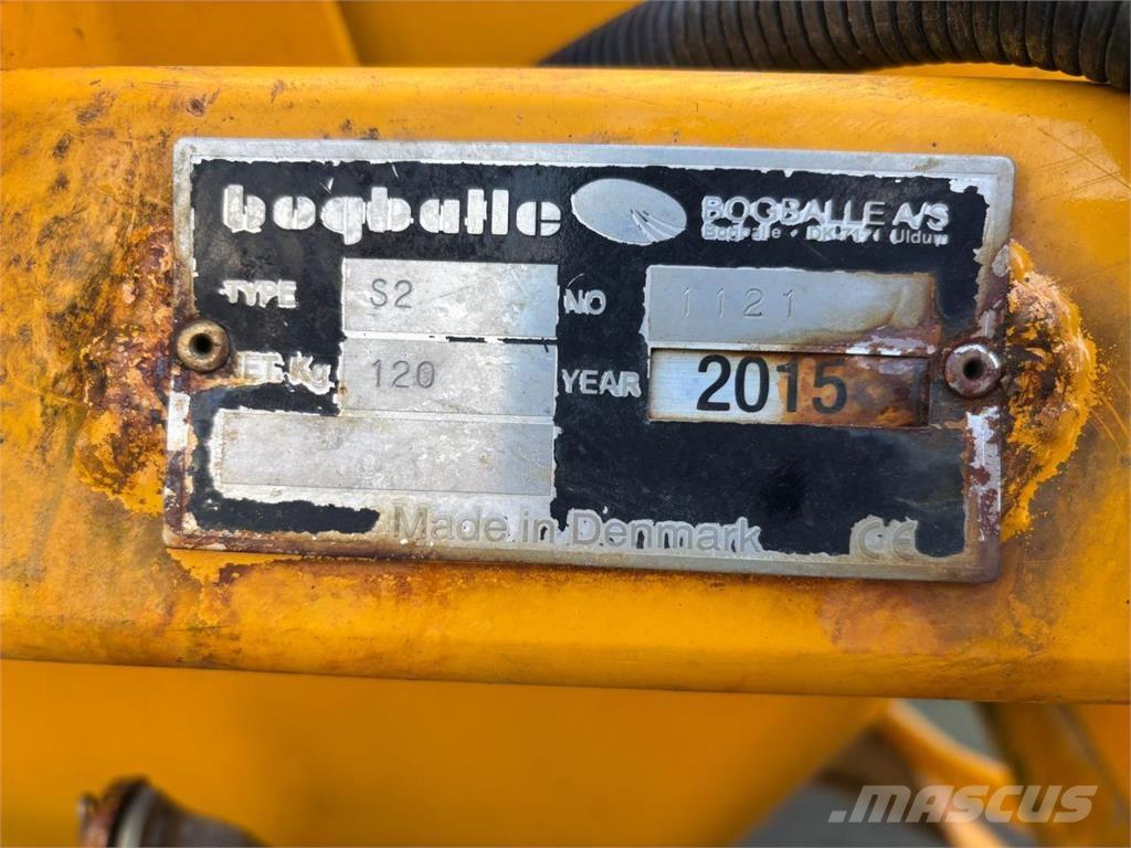 Bogballe S2 Sableuse et saleuse