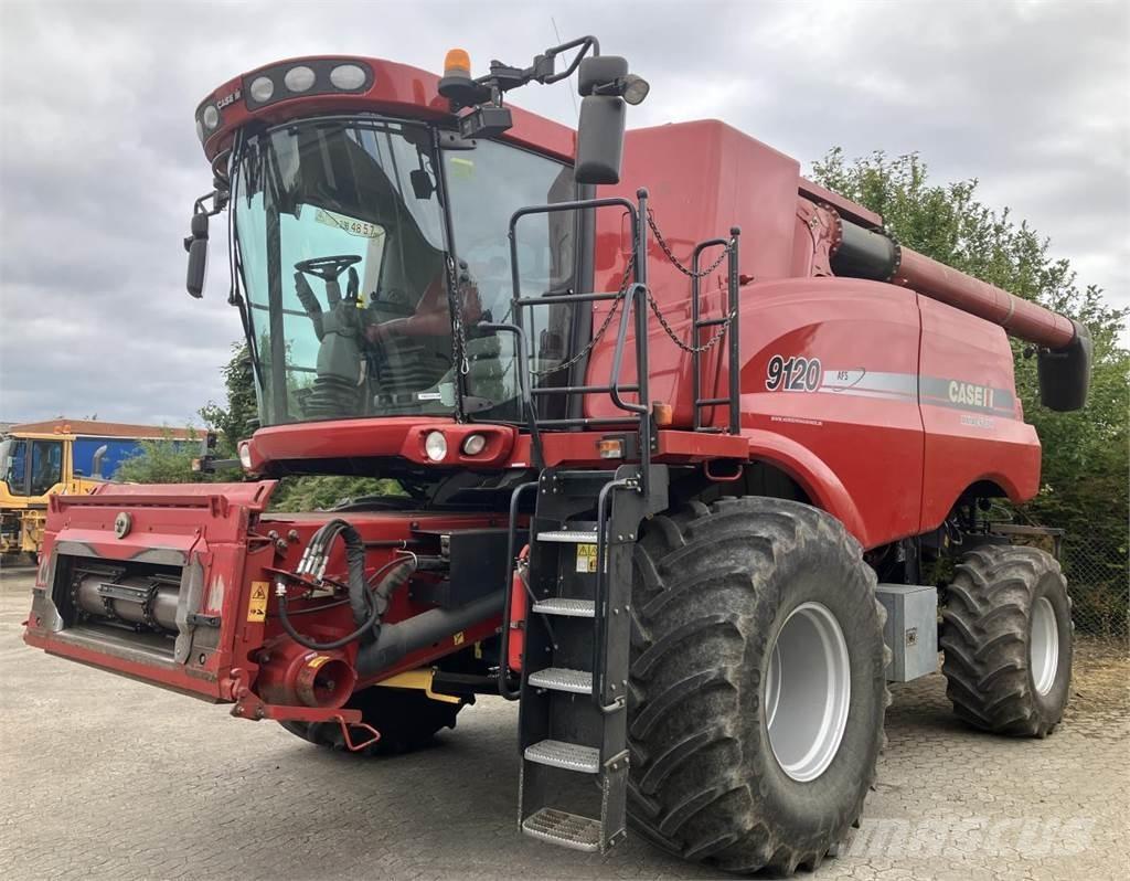 Case IH AF9120 Moissonneuse batteuse