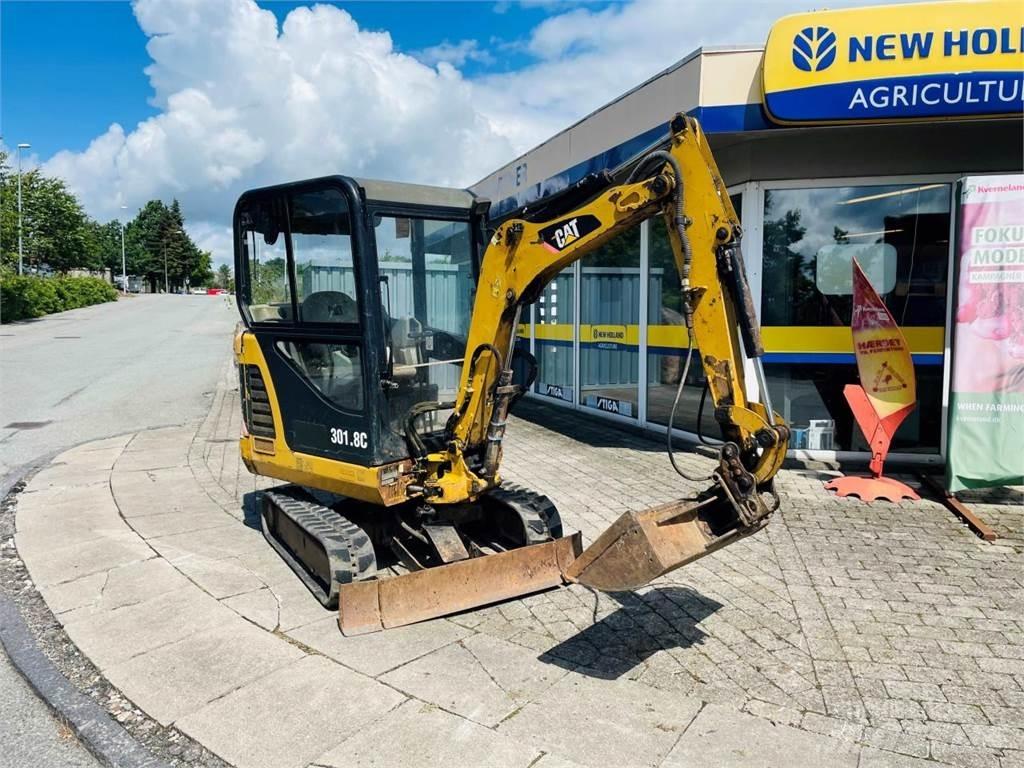 CAT 301.8C Mini pelle < 7t