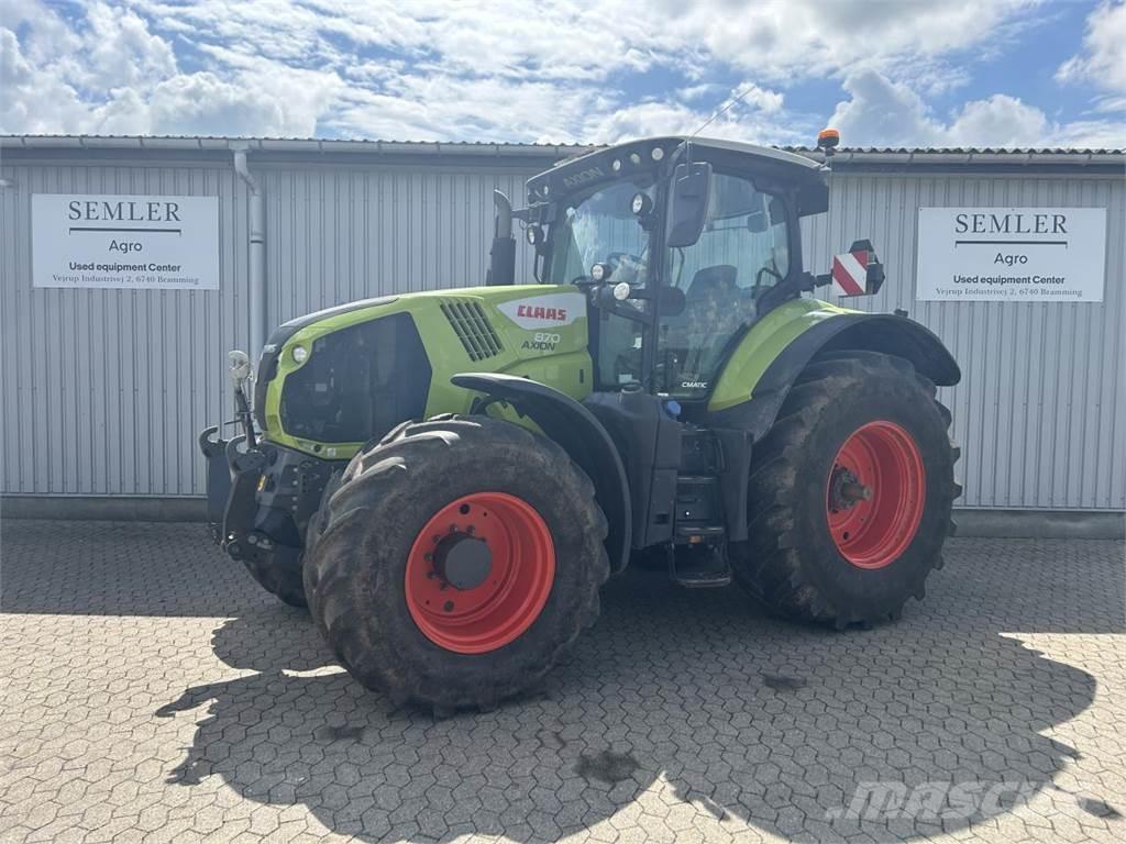 CLAAS AXION 870 Tracteur