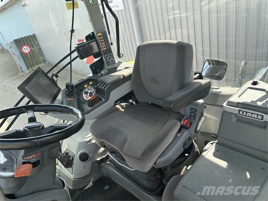 CLAAS AXION 870 Tracteur