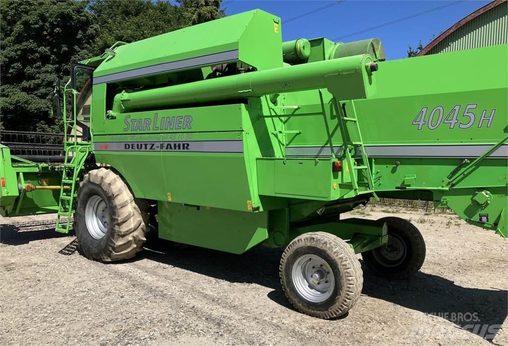 Deutz-Fahr 4045H Moissonneuse batteuse