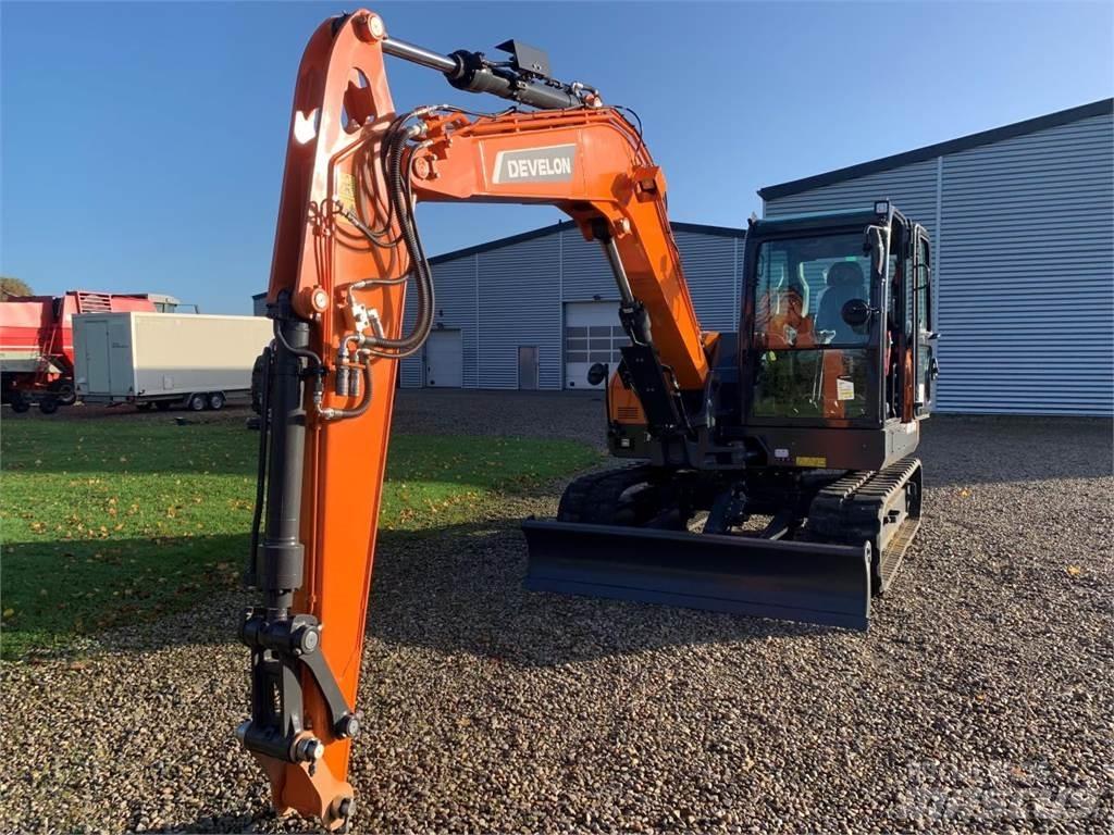 Develon DX85R-7 Mini pelle < 7t