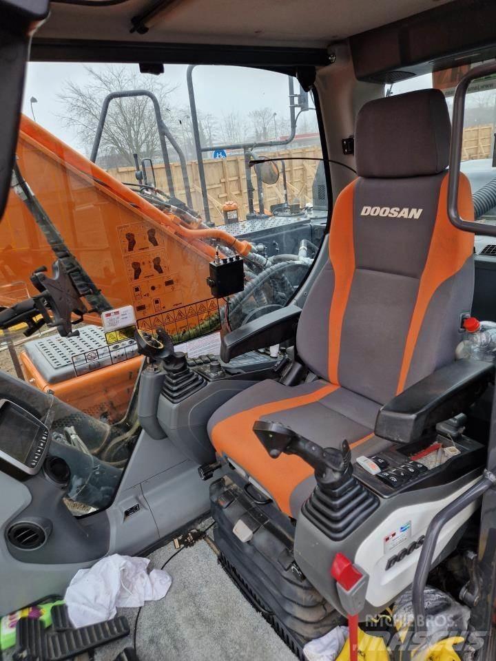 Doosan 255-5 Pelle sur chenilles
