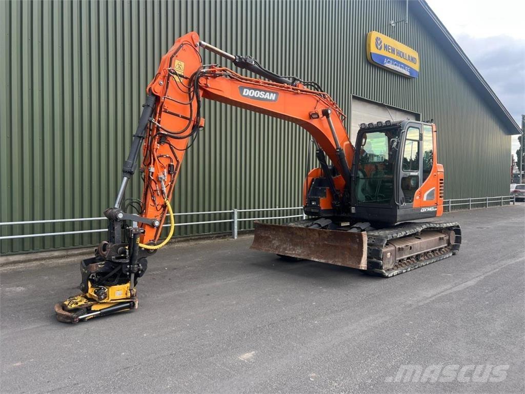 Doosan DX140LCR-5 Pelle sur chenilles