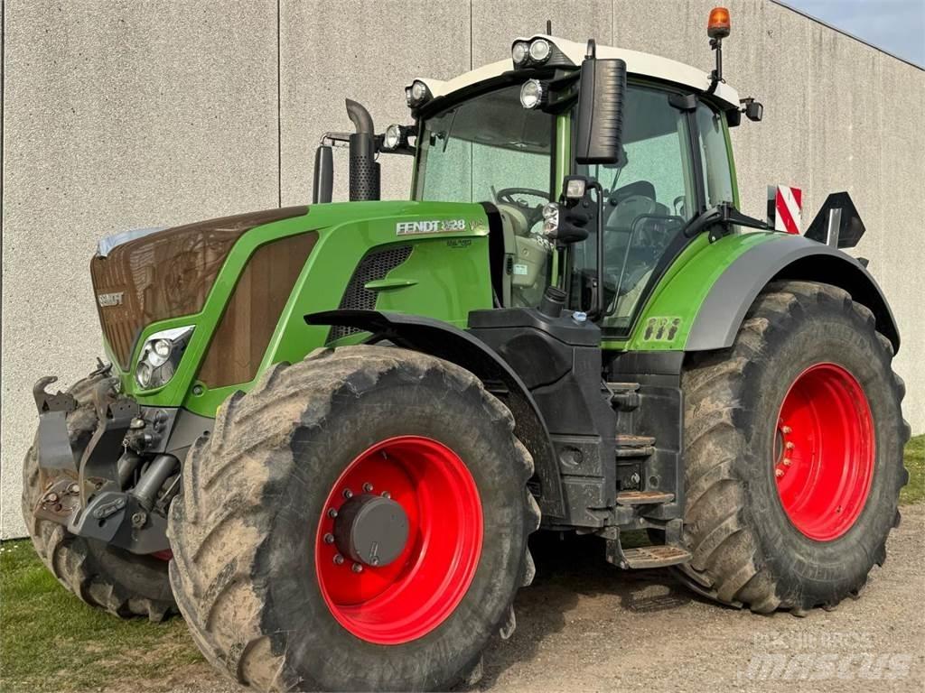 Fendt VARIO 828 Tracteur