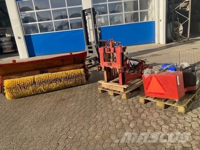  FRONTKOST 2M Balayeuse / Autolaveuse