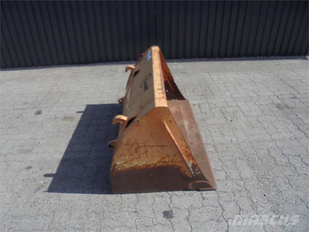 Hauer 150 Autres équipements pour tracteur