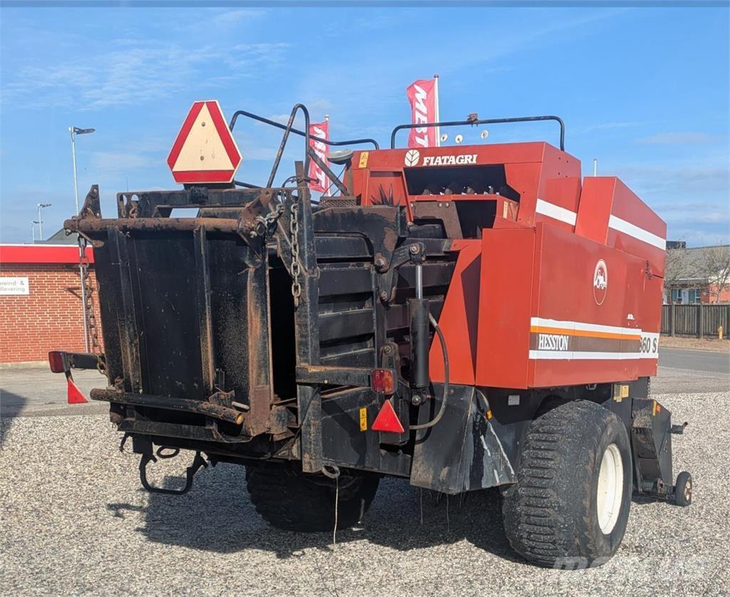Hesston 4860 Presse cubique