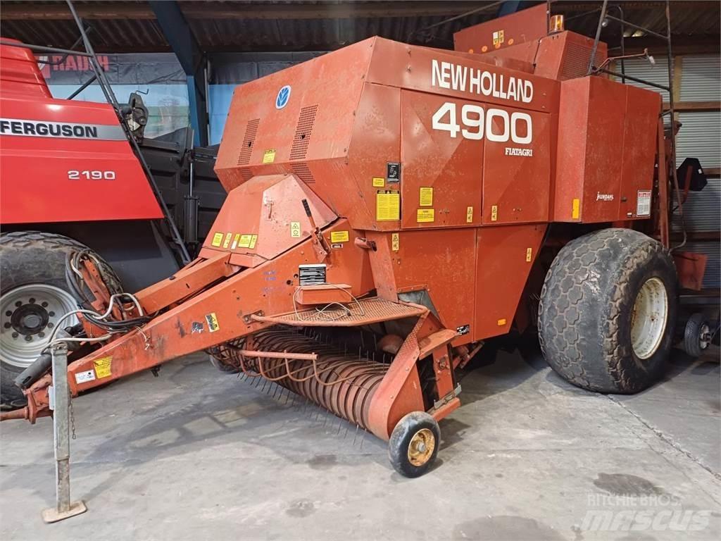 Hesston 4900 Presse cubique