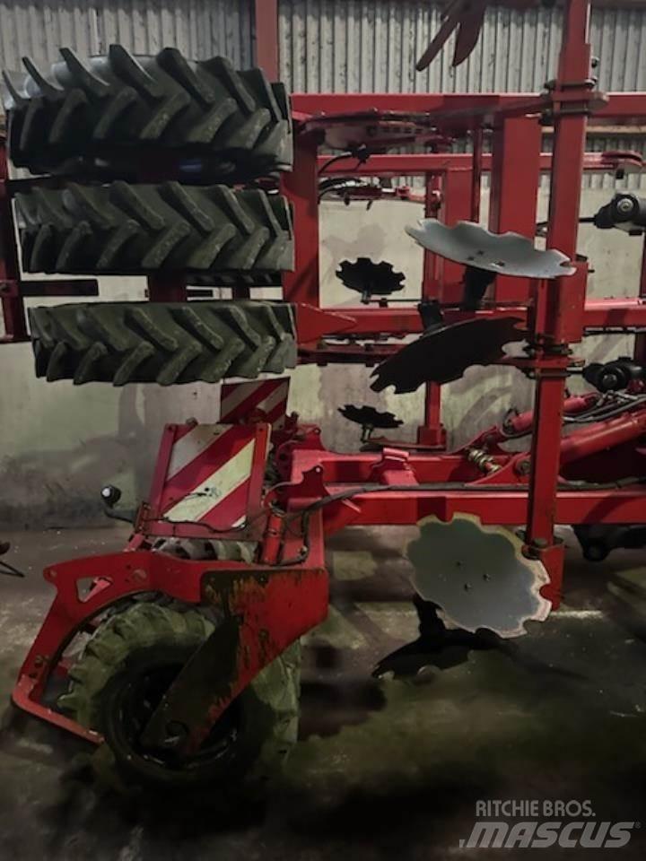 Horsch TIGER 4 MT Crover crop