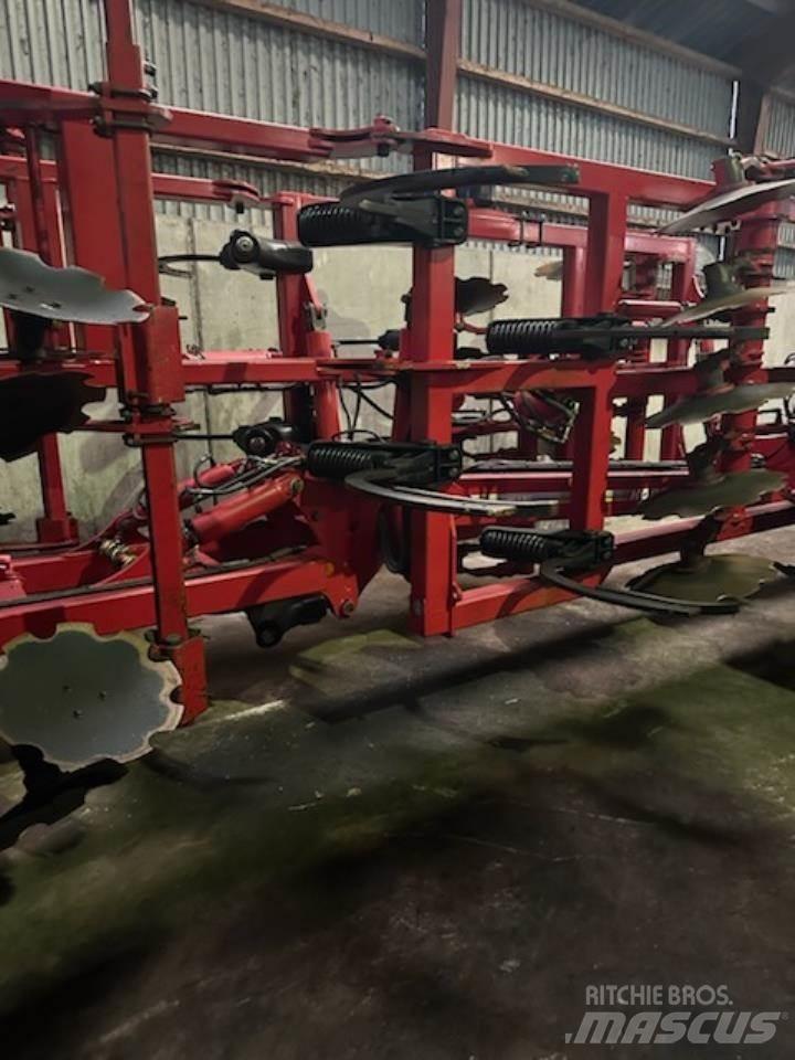 Horsch TIGER 4 MT Crover crop