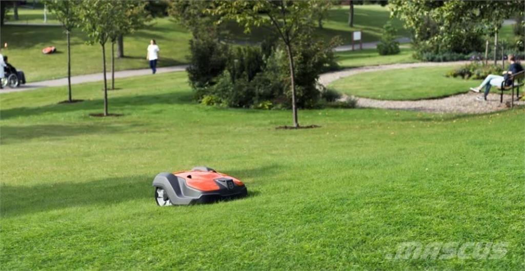 Husqvarna AM550 Faucheuse