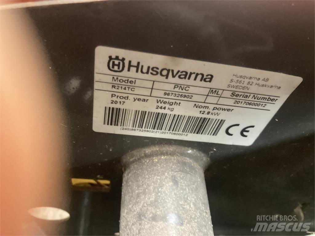 Husqvarna R214TC Faucheuse