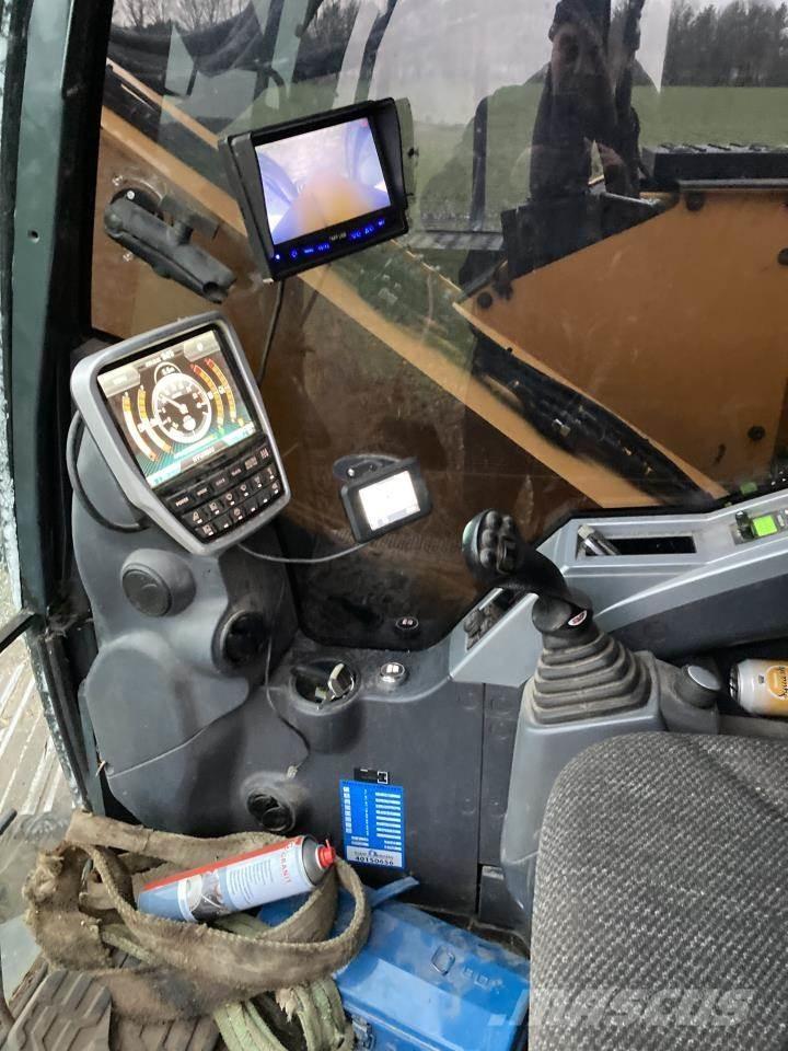 Hyundai HX 145 Pelle sur chenilles