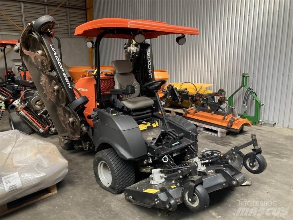 Jacobsen HR700 Faucheuse