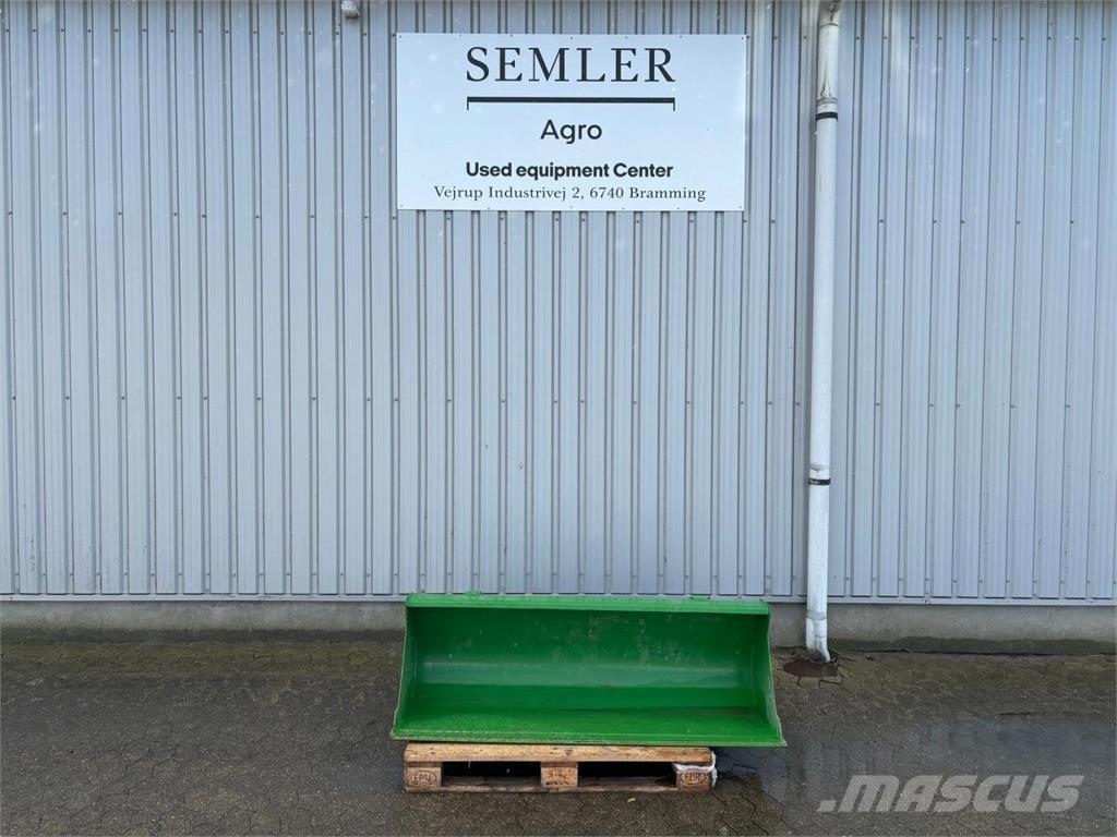 John Deere 160 CM Entretien du sol - Autres