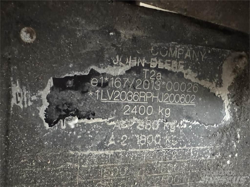 John Deere 2036R Micro tracteur