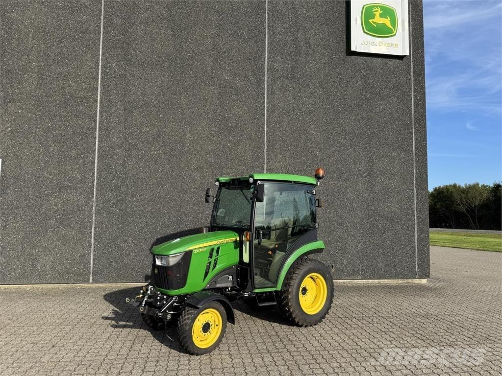 John Deere 2038R Micro tracteur