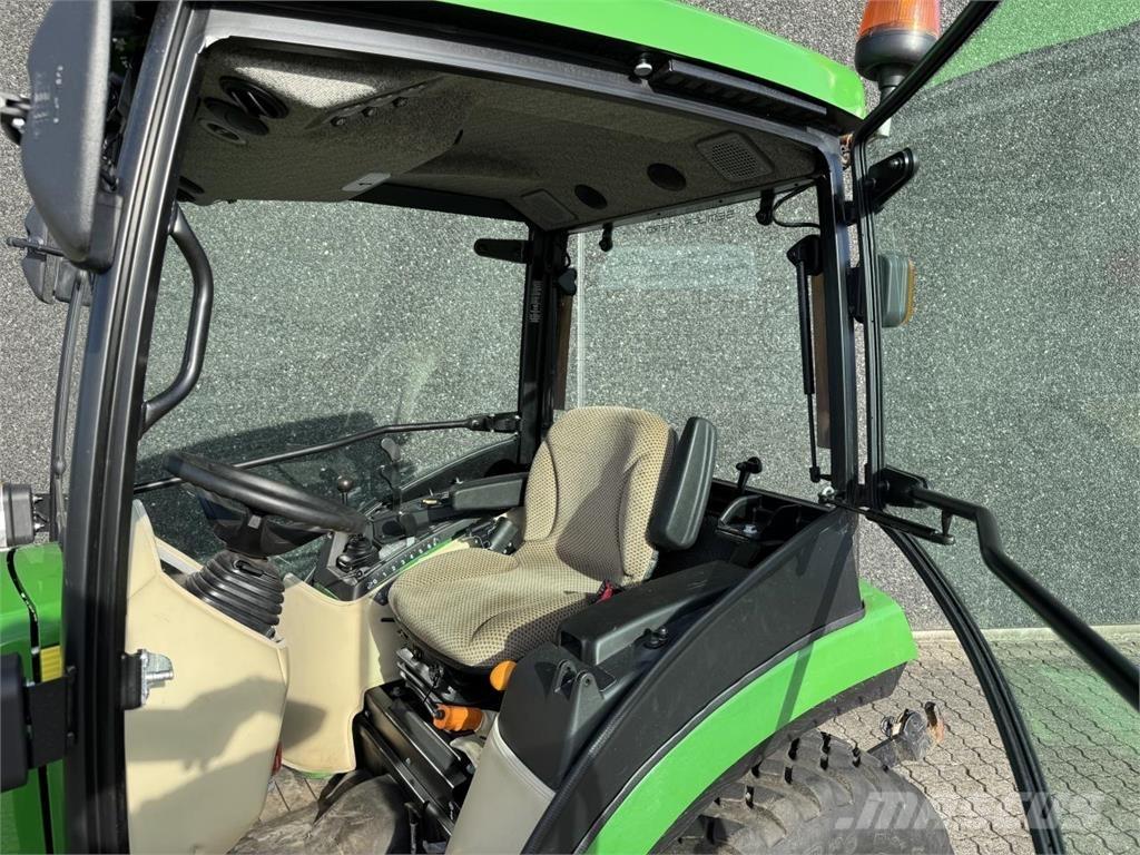 John Deere 2038R Micro tracteur