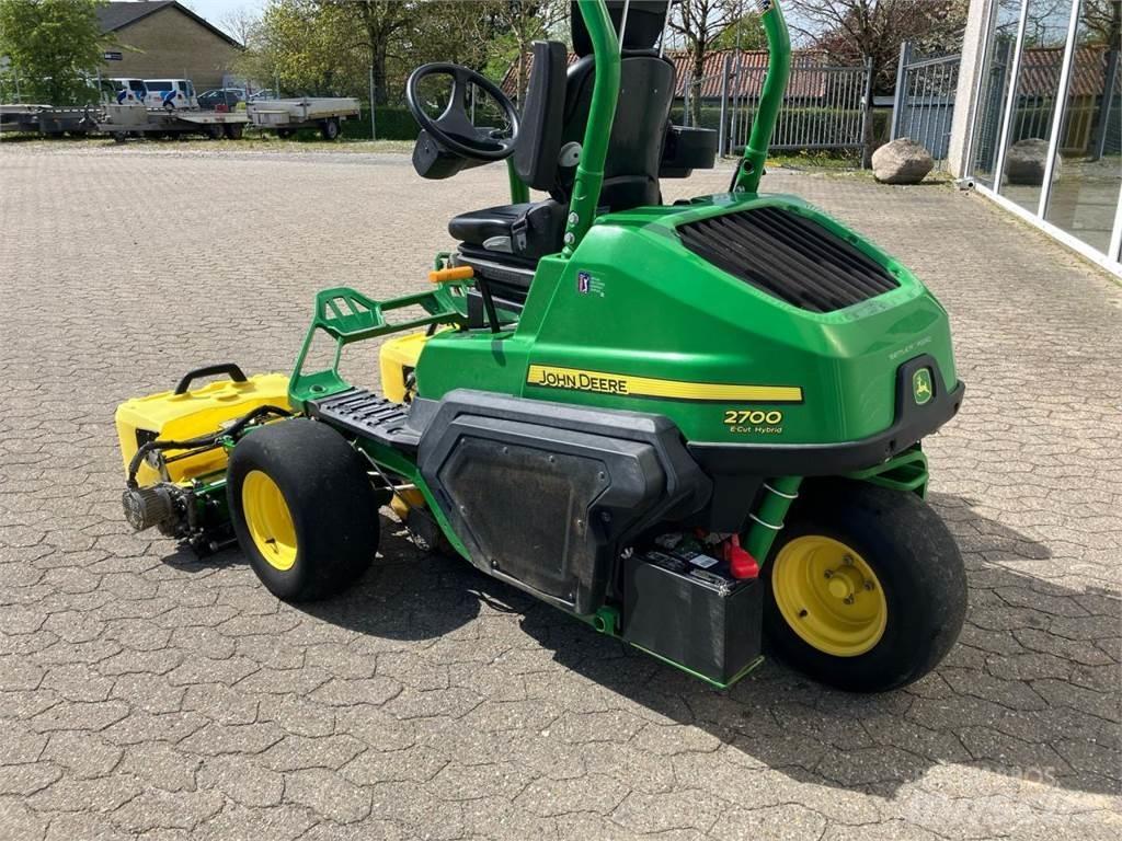 John Deere 2700 Tondeuses pour fairway