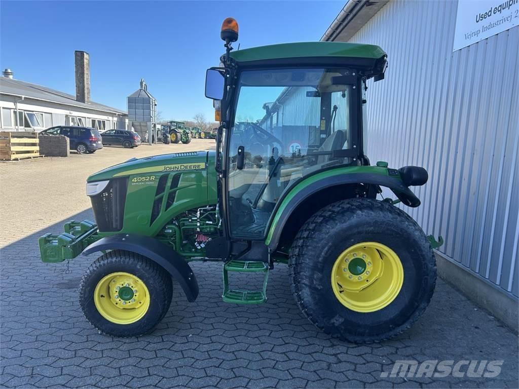 John Deere 4052R Micro tracteur