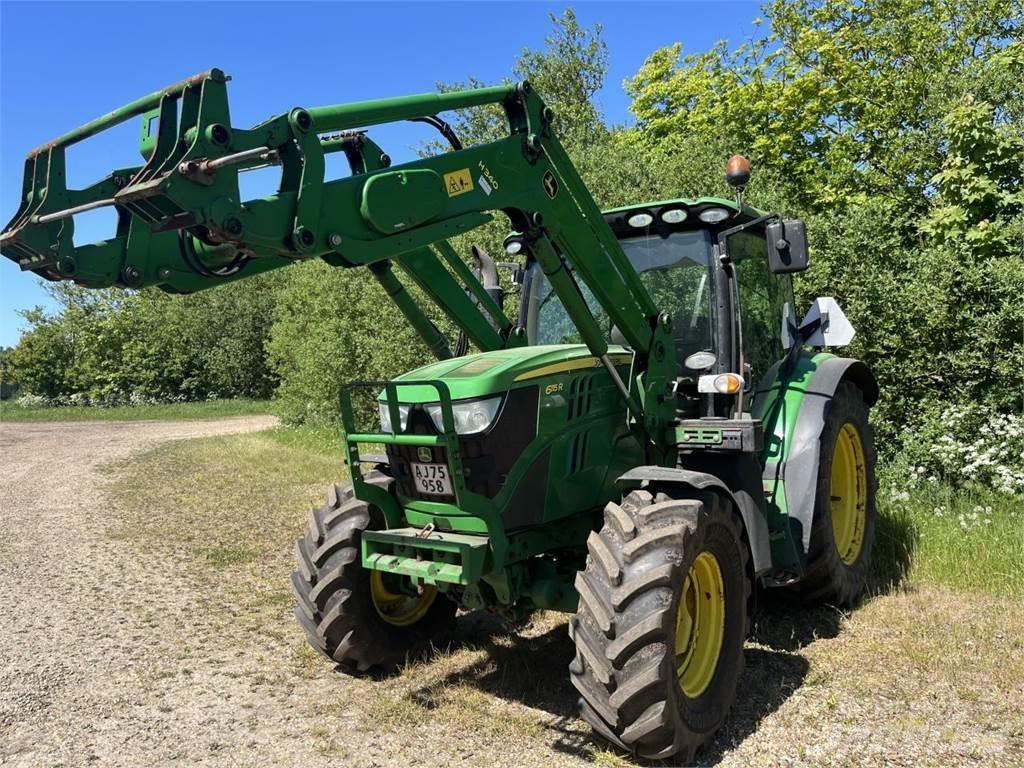 John Deere 6115 R Tracteur
