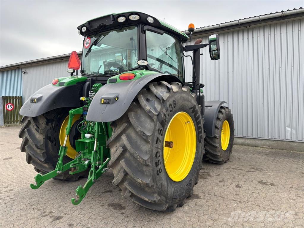 John Deere 6145R Tracteur